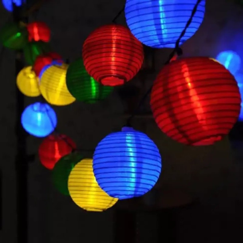 Warmweisse Bunte LED SOLAR LICHTERKETTE mit 10 bunten Lampions