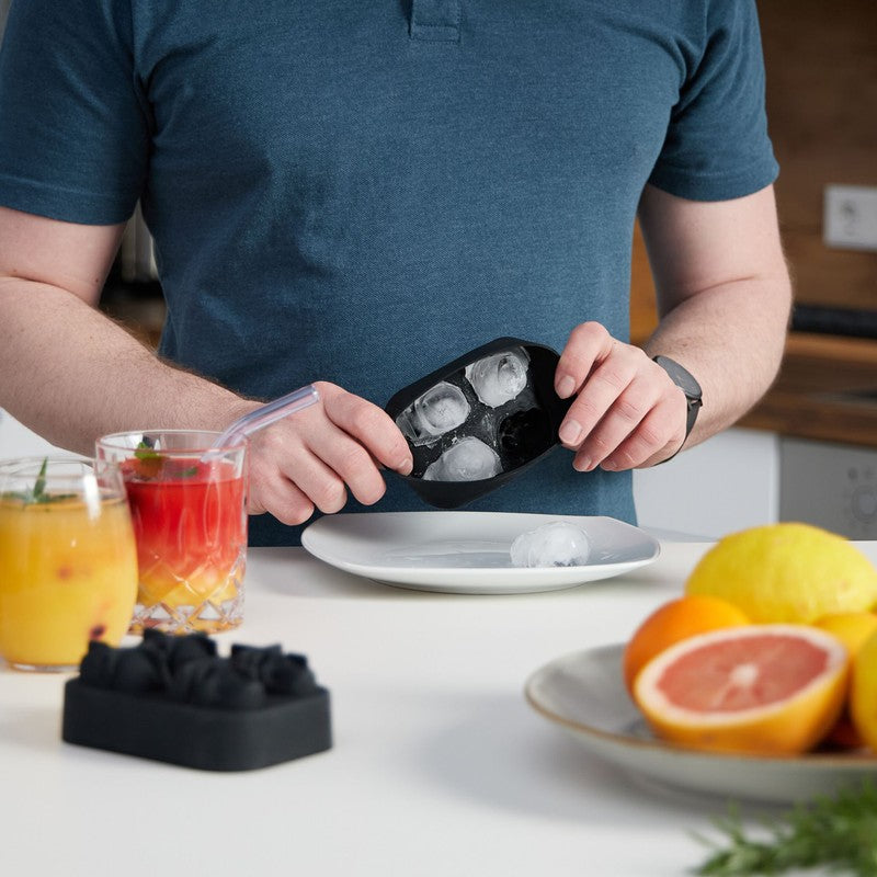 Totenkopf EISWÜRFELFORM Silikon auch geeignet als Backform und Pralinéform