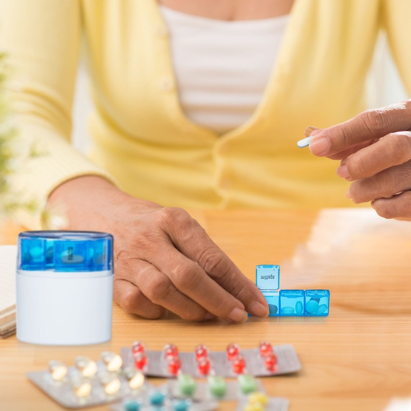 Tablettenbox PILLENBOX Pillendose 7 Tage 4 Fächer – Pillenorganizer für eine Woche DEUTSCH
